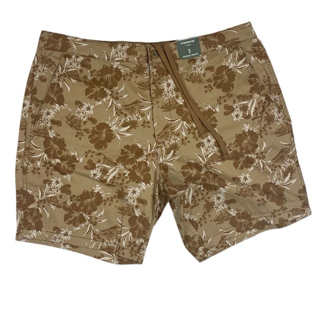 NWT Men’s Chino Board Short Tan Floral Hawaiian Beach Size 38 with 8” Inseam